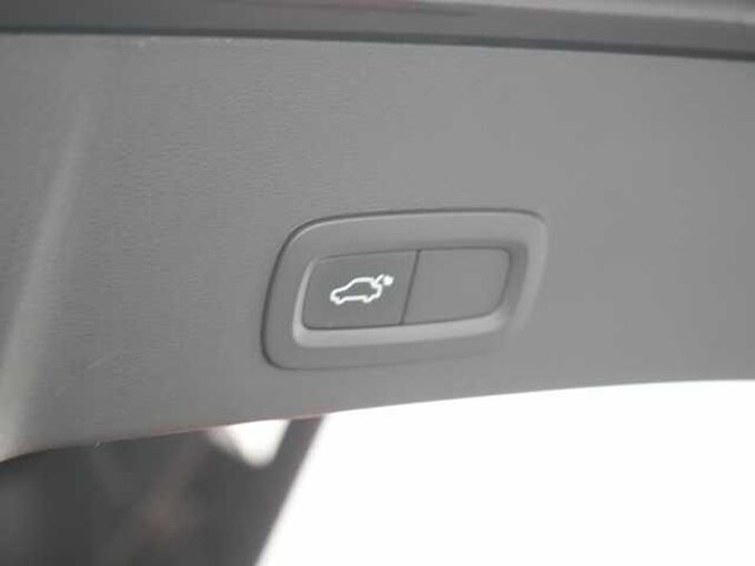 Volvo XC40 LEDER KAM NAVI LED PDC