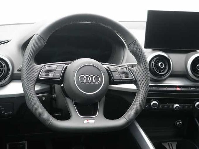 Audi Q2 1.0 30 TFSI S line MATRIX AHK SHZ PDC NAVI