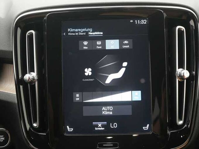 Volvo XC40 T4 Inscription NAVI KAM SHZ PDC LED AHK