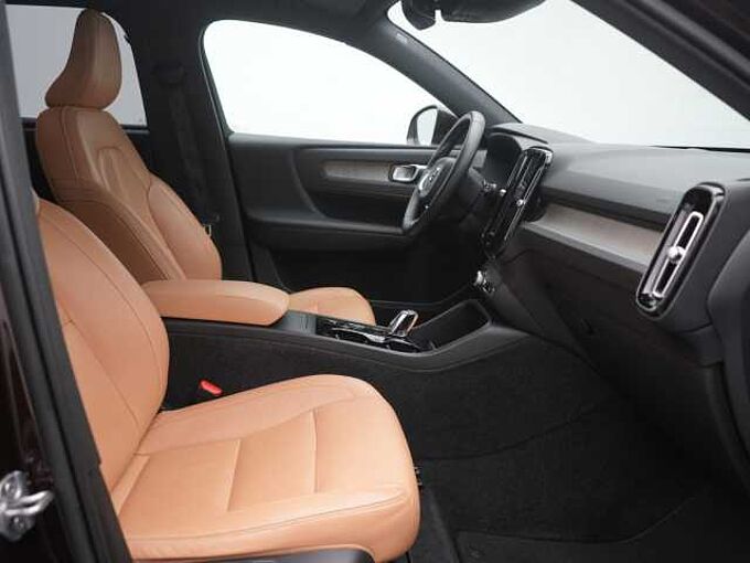 Volvo XC40 T4 Inscription NAVI KAM SHZ PDC LED AHK