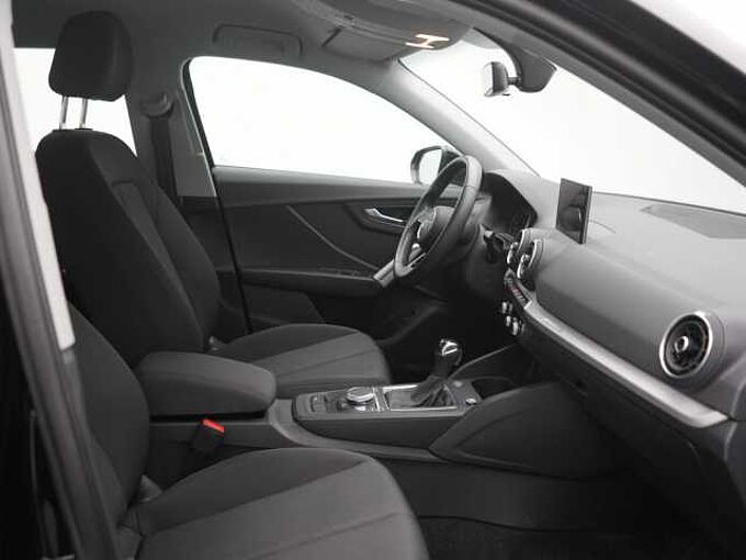 Audi Q2 35 S TRON SHZ LED PDC KLIMA PORT NAVI