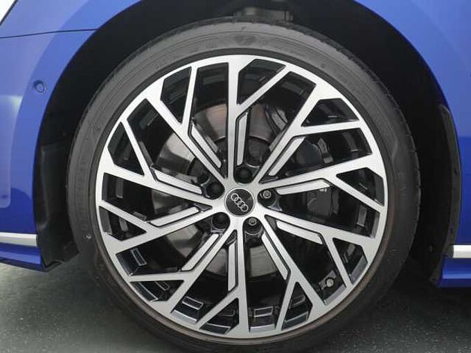 Audi S8 4.0 TFSI quattro 360° MATRIX PANO B&O KAM SHZ