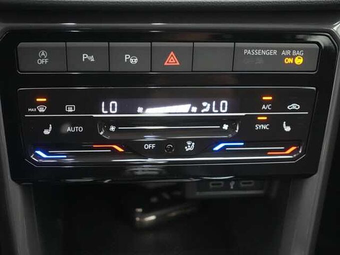 Volkswagen T-Cross Style DSG LED SHZ PDC ACC KLIMA