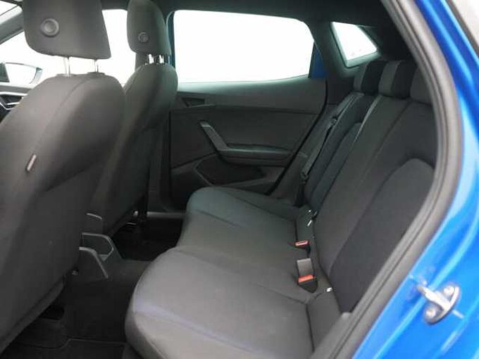 SEAT Ibiza DSG LED PANO KAM SHZ PDC