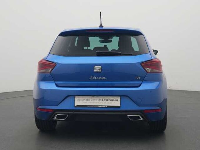 SEAT Ibiza DSG LED PANO KAM SHZ PDC