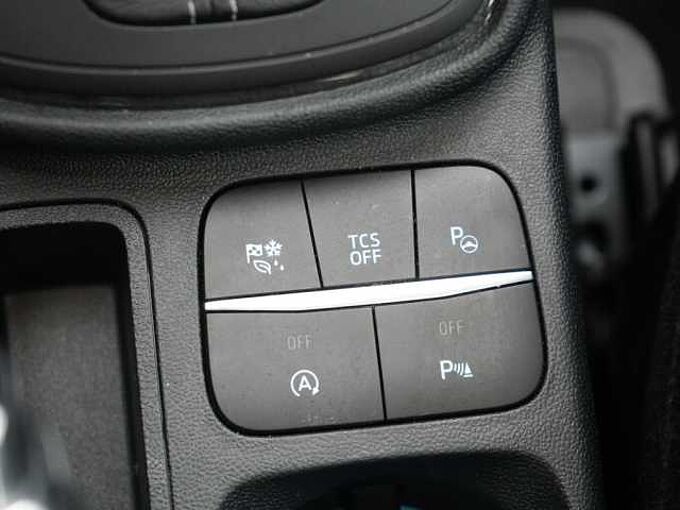 Ford Fiesta PANO B&O KAM LED SHZ PDC