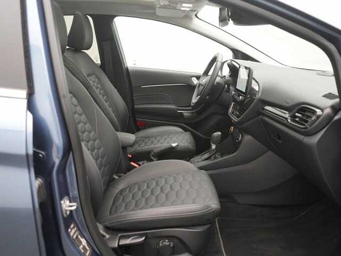 Ford Fiesta PANO B&O KAM LED SHZ PDC