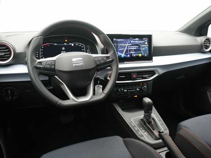 SEAT Ibiza FR DSG PANO LED KAM SHZ PDC