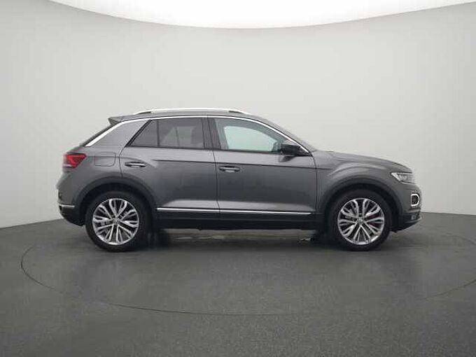 Volkswagen T-Roc Sport 4M DSG LED PANO KAM SHZ PDC