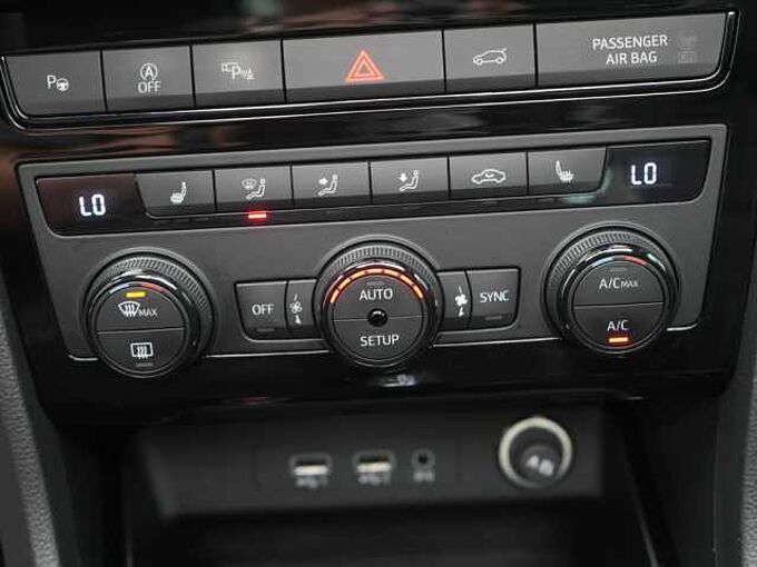 CUPRA Ateca 4Drive DSG 360° LED KAM SHZ PDC