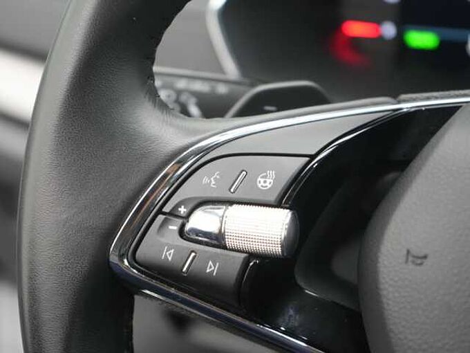 SKODA OCTAVIA Combi iV LED VIRT AHK SHZ DSG KLIMA