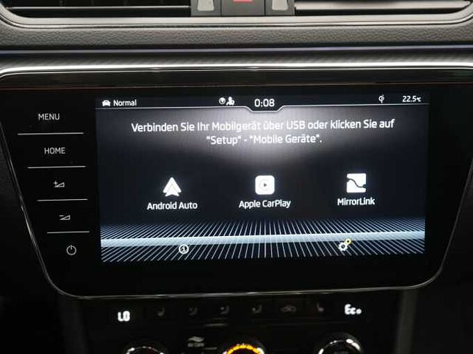 SKODA SUPERB Combi iV Sportline DSG MATRIX PANO AHK