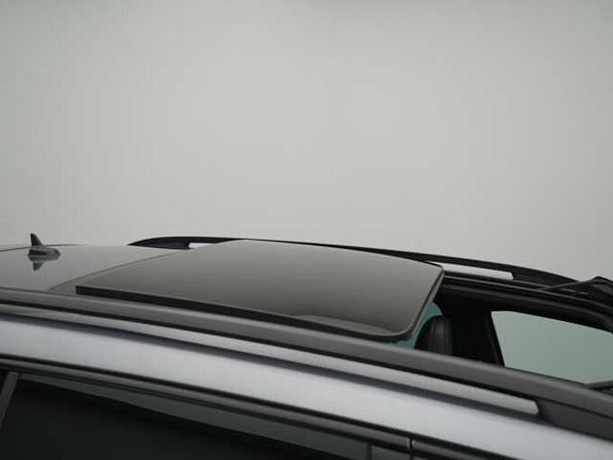 SKODA SUPERB Combi iV Sportline DSG MATRIX PANO AHK