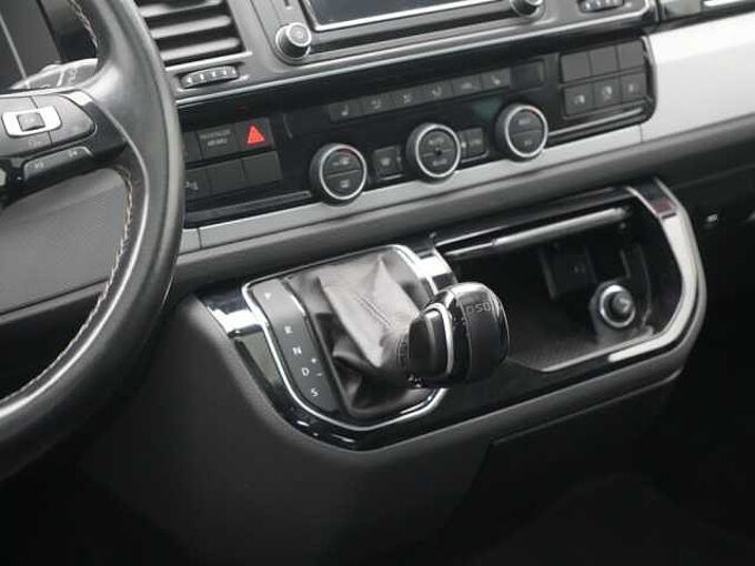 Volkswagen T6 AHK ACC STANDHZ LED HGSD