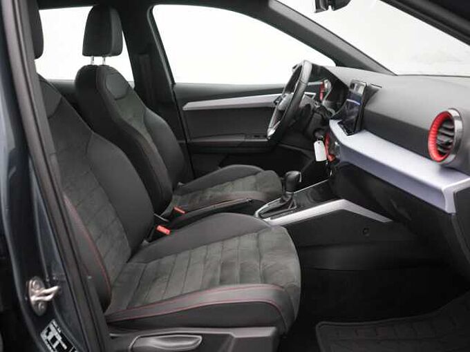 SEAT Arona FR DSG LED KAM SHZ PDC NAVI