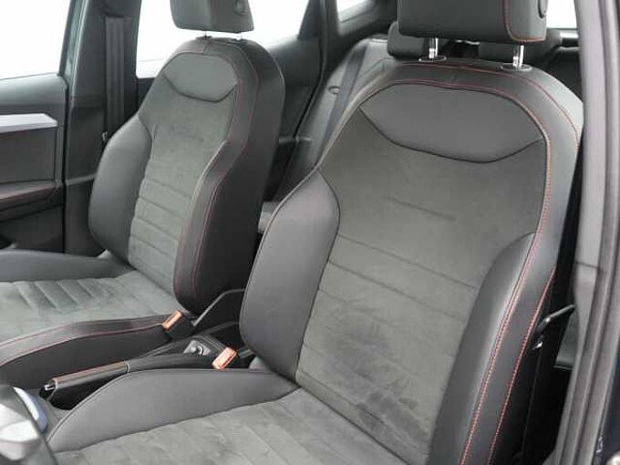 SEAT Arona DSG KAM LED SHZ PDC NAVI