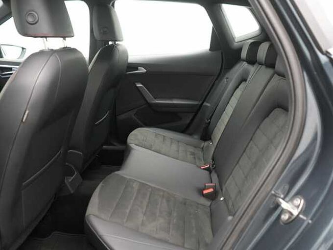 SEAT Arona DSG KAM LED SHZ PDC NAVI