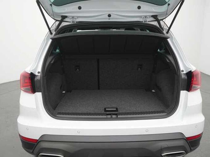 SEAT Arona FR LED DSG AHK SHZ KAM ACC PDC