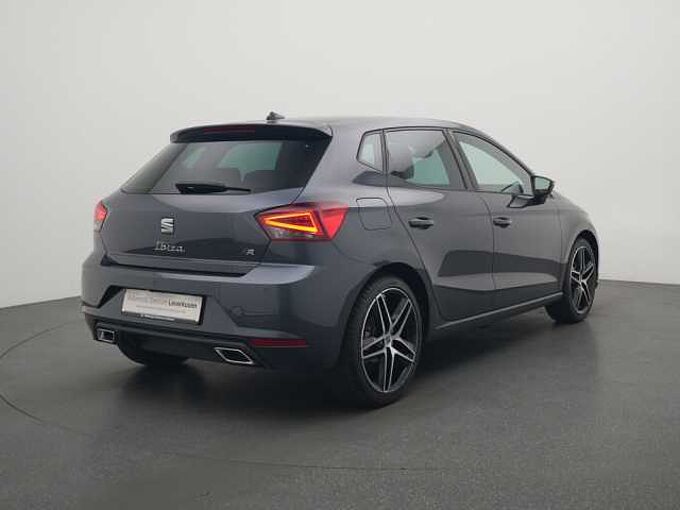 SEAT Ibiza DSG LED KAM PANO SHZ PDC