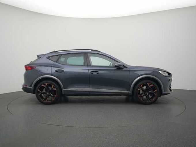 CUPRA Formentor VZ NAVI VIRT MEMORY KAM LED