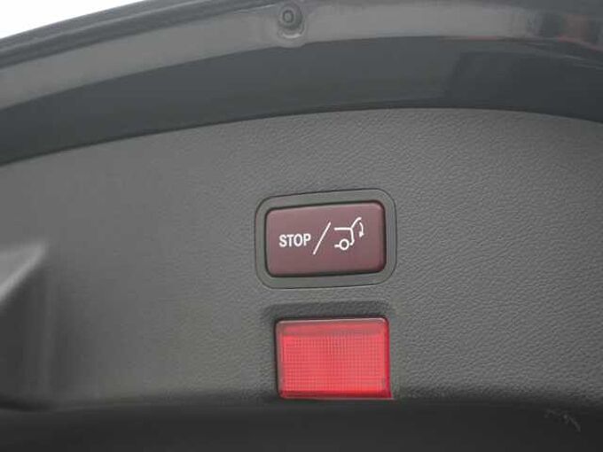 Mercedes-Benz CLA 220 SB Urban 4MATIC LED KAM SHZ PTS STANDHZ