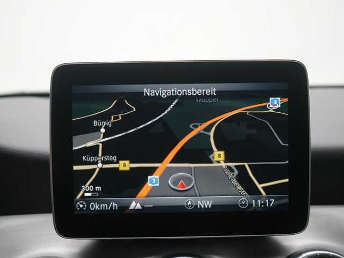 Mercedes-Benz CLA 220 SB Urban 4MATIC LED KAM SHZ PTS STANDHZ