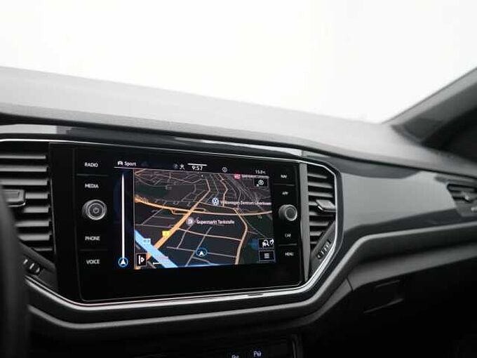 Volkswagen T-Roc DSG KAM AHK ACC LED SHZ KAM CARPLAY VIRT