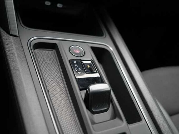 CUPRA Formentor VZ e-Hybrid DSG VIRT SHZ ACC PDC APP