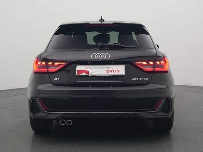 Audi A1 Sportback 40 S line VIRT LED KAM SHZ PDC