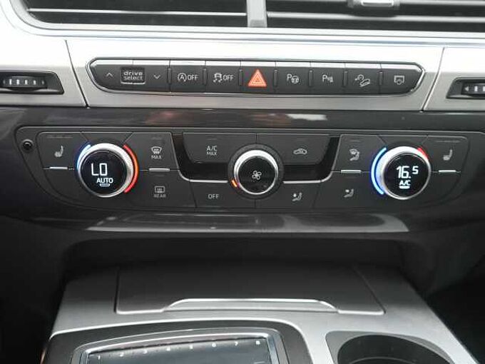 Audi Q7 50 quattro S line VIRT XENON AHK PDC ACC NAVI