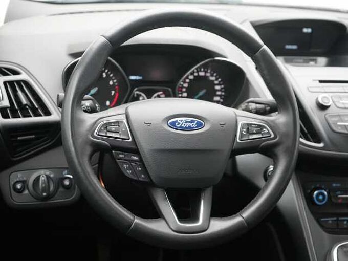 Ford Kuga EcoBoost Trend SHZ KLIMA PORT NAVI