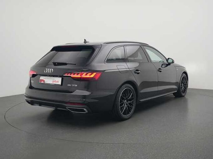 Audi A4 Avant S line ACC NAVI LEDER PANO KAM