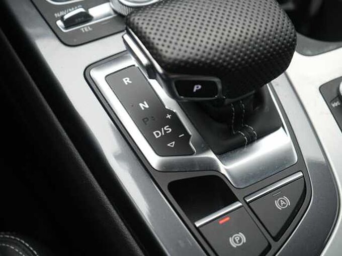 Audi Q7 50 quattro S line VIRT XENON PDC ACC NAVI