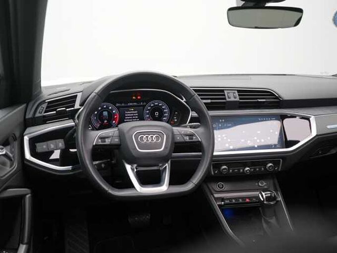 Audi Q3 Sportback 45 quattro S line AHK PANO KAM SHZ