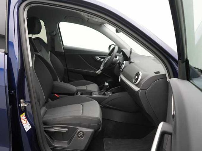 Audi Q2 advanced MATRIX AHK APP SHZ KLIMA PDC