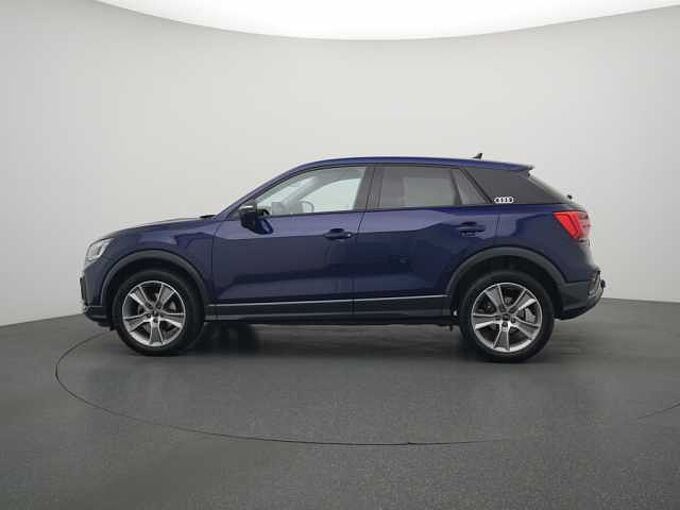 Audi Q2 advanced MATRIX AHK APP SHZ KLIMA PDC