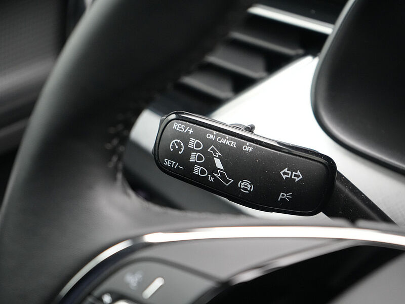 SKODA SCALA 1.0 Tour LED SHZ PDC KLIMA