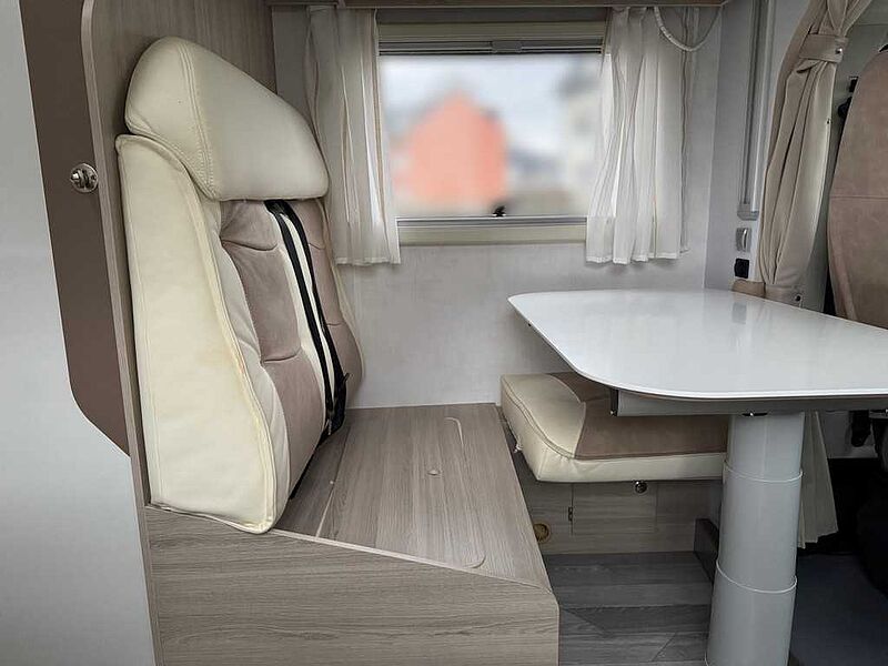 695 BETT DUSCHE SPÜLE TISCH WC HERD