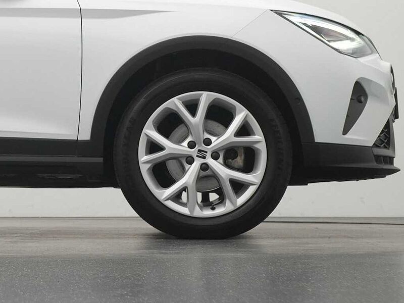 SEAT Arona FR ACC NAVI LED KAM SHZ PDC