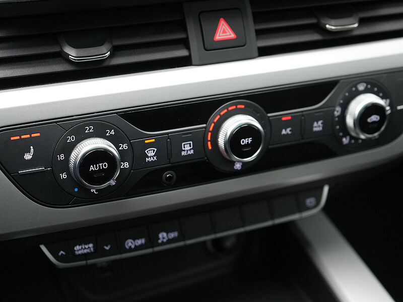 Audi A4 Avant quattro S-TRON STANDHZ NAVI PANO SHZ