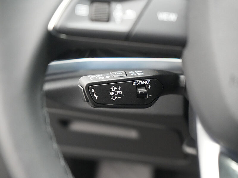 Audi Q3 Sportback S line ACC APP SHZ NAVI LED PDC