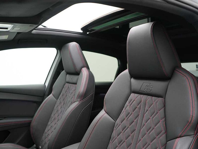 Audi Q4 Sportback S line PANO SONOS ACC NAVI RAUTE
