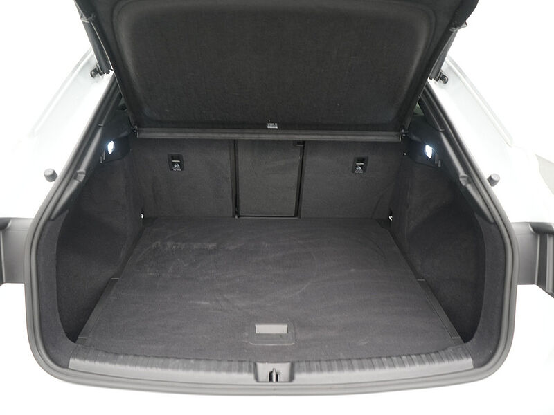 Audi Q4 VIRT SONOS MEMORY SHZ KAM PDC