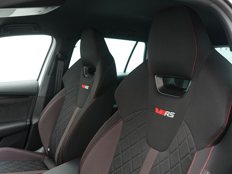 SKODA OCTAVIA RS Combi iV DSG VIRT SHZ LED PDC