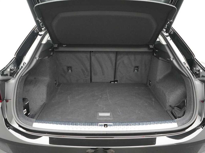 Audi Q3 Sportback TFSI S line S-TRON LED APP SHZ PDC