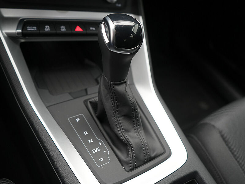 Audi Q3 Sportback S line ACC SHZ AHK NAVI LED APP