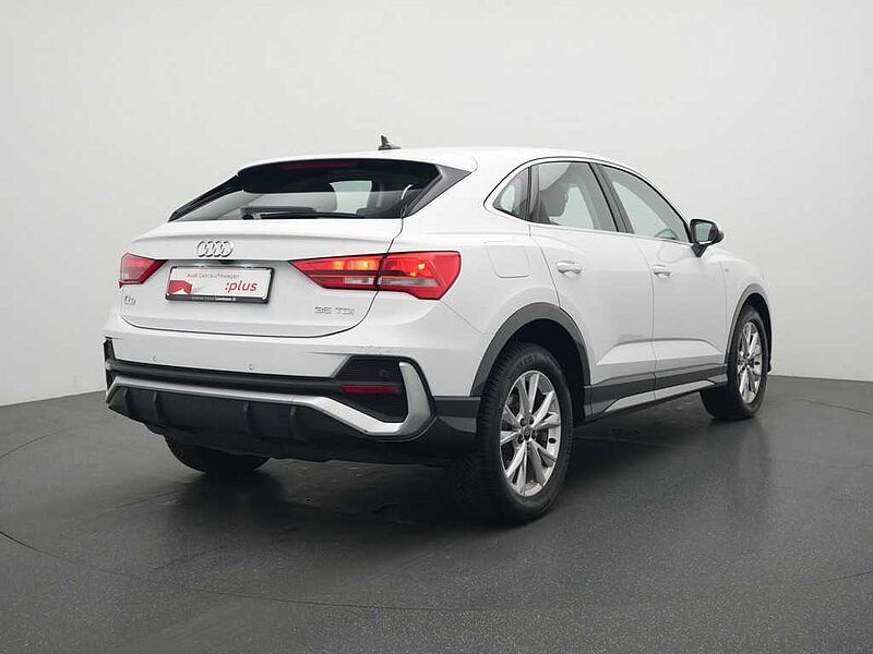 Audi Q3 Sportback S line ACC SHZ AHK NAVI LED APP