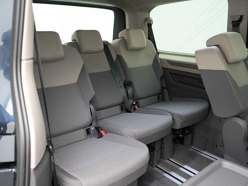 Volkswagen T7 Multivan LR VIS A VIS VIRT DSG LED NAVI PDC