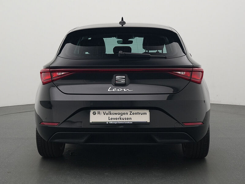 SEAT Leon eTSI Xcellence DSG NAVI VIRT APP SHZ