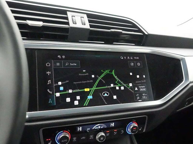 Audi Q3 Sportback S line S TRON AHK NAVI ACC SHZ LED